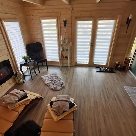 Balko Apartment *